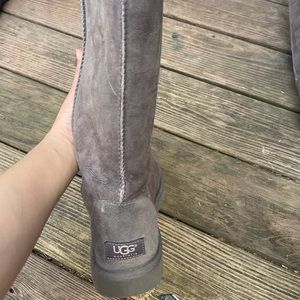 Tall Grey Ugg’s